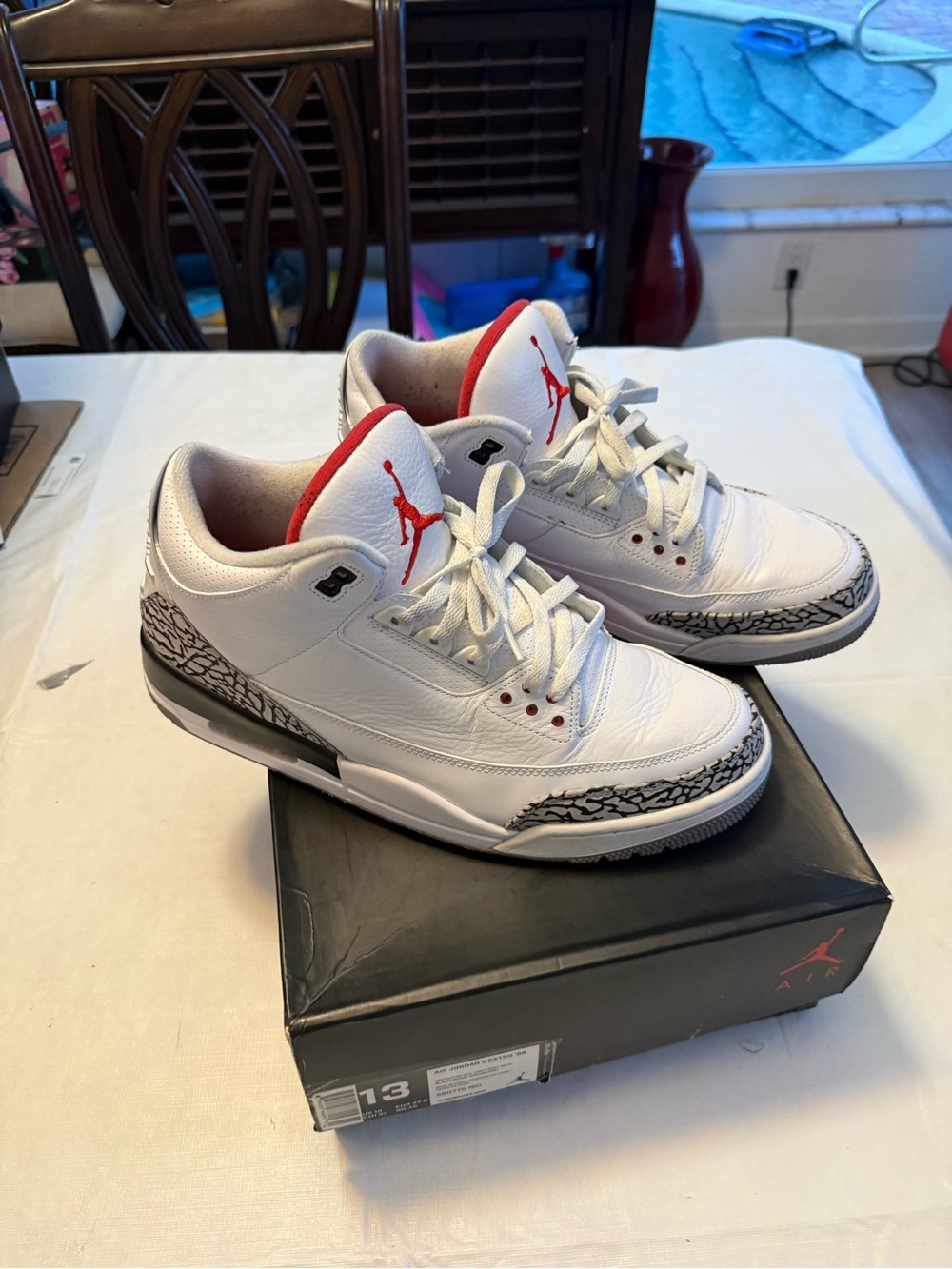 Jordan 3 Mens White Sneakers with Red Accents and Elephant Print Original 88’s🔥